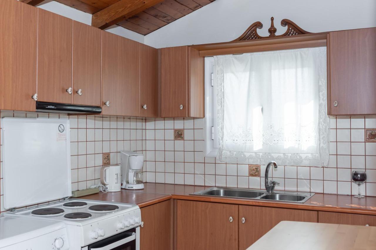 Kosta'S Apartments Vonitsa Exterior photo